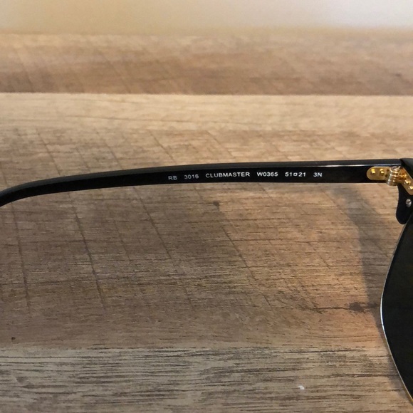 AUTHENTIC RAYBAN CLUBMASTER SUNGLASSES - Picture 3 of 4